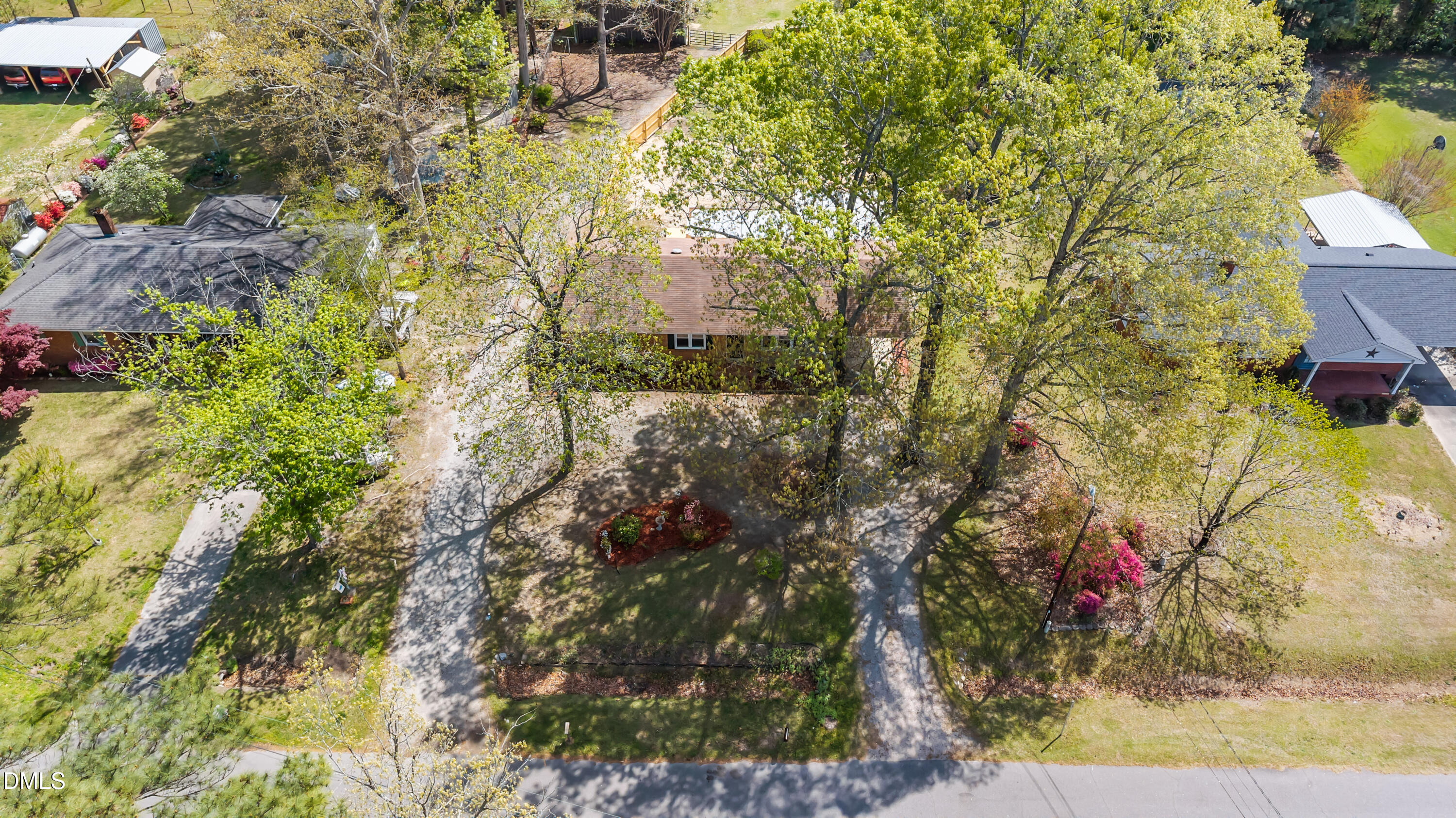 4149 Woodcrest Road Rocky Mount, NC 27803 - Photo 14 of 43 a view of yard from a city