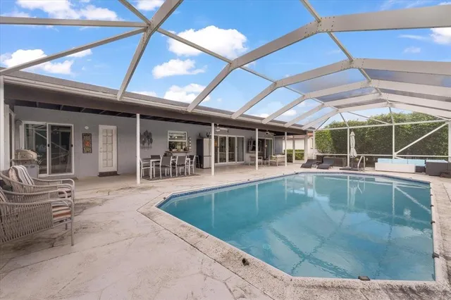 $895,000 | 10082 Harbourtown Court, Boca Raton, FL 33498