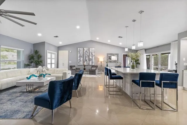 $895,000 | 10082 Harbourtown Court, Boca Raton, FL 33498