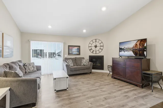 $445,000 | 4845 Empress Avenue North, Hugo, MN 55038