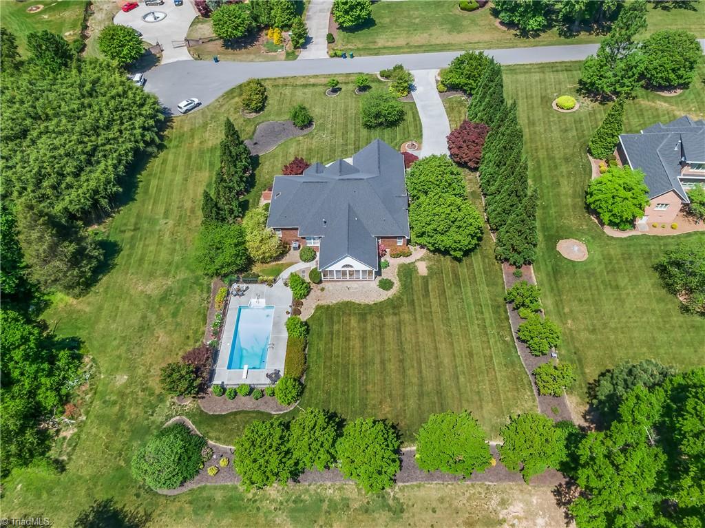 161 Bramble Way Summerfield, NC 27358 - Photo 3 of 50