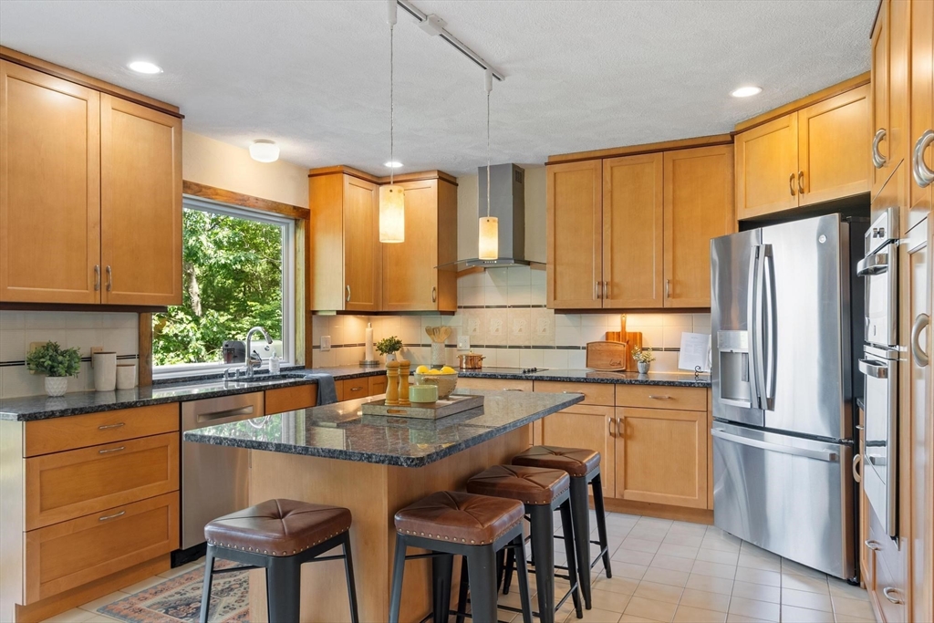 261 Old Littleton Road Harvard, MA 01451 - Photo 18 of 42