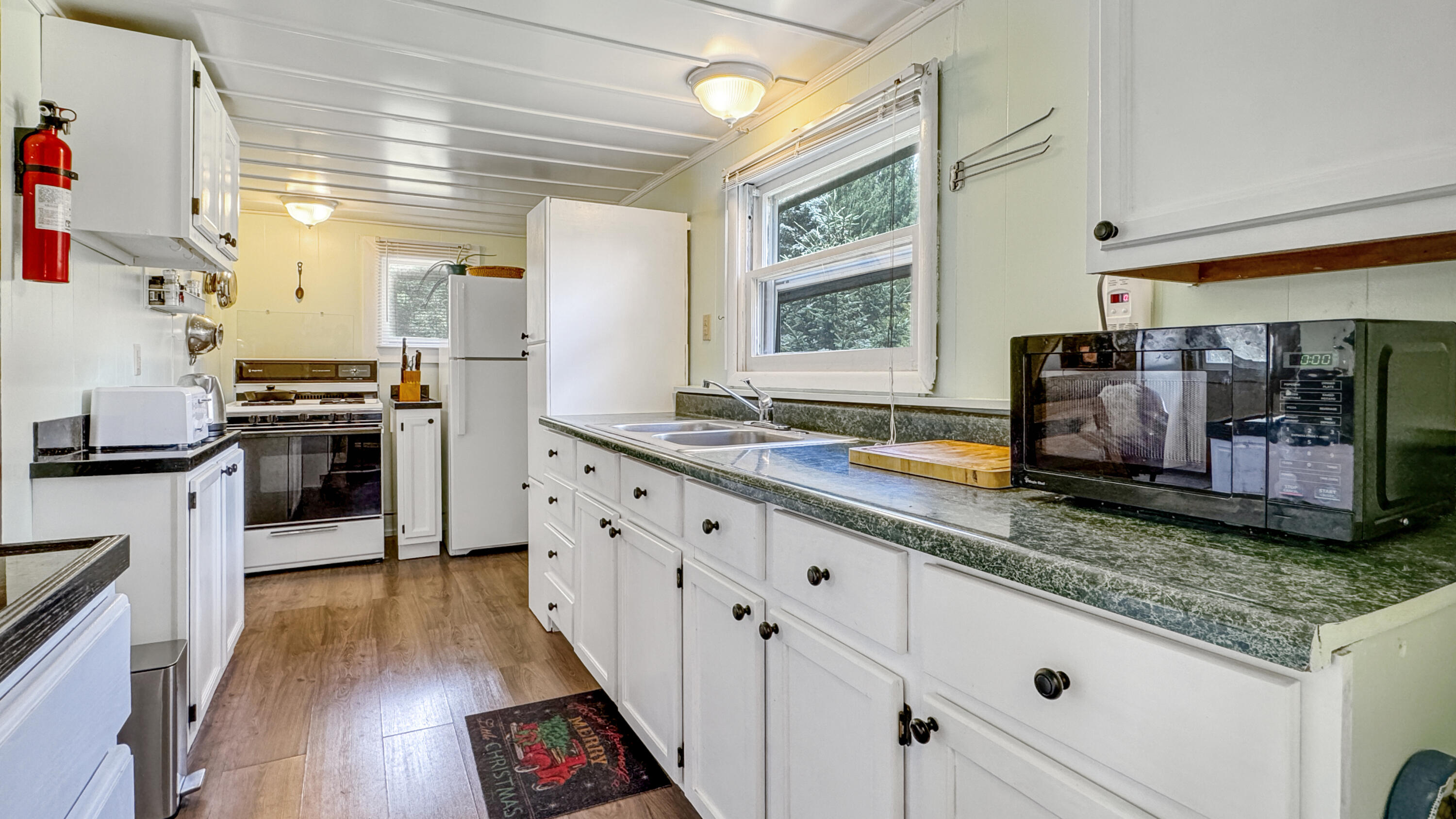 5661 West 48 Road Cadillac, MI 49601 - Photo 11 of 30 Greg Bosscher (16)
