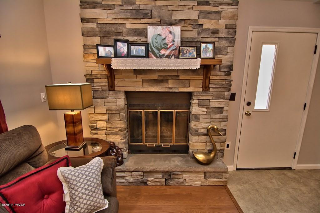 884 Deerfield Road Lake Ariel, PA 18436 - Photo 11 of 59