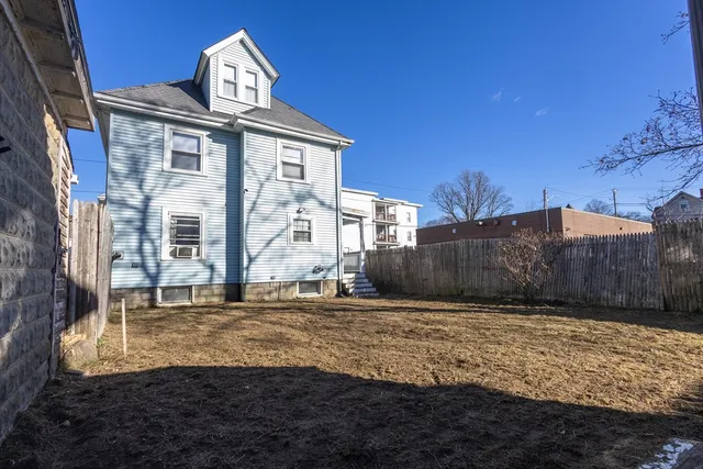 $3,600 | 4 Fay Place, Unit 1, Haverhill, MA 01830