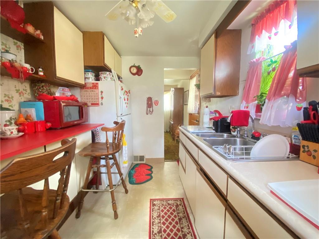 2017 Borland Road Pittsburgh, PA 15243 - Photo 17 of 33 Gallery Image 17