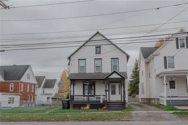 $200,000 | 135 North Street, Geneva City, NY 14456