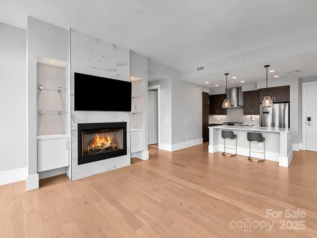 $985,000 | 7 Patton Avenue, Unit 1104, Asheville, NC 28801