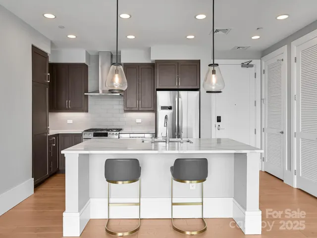 $985,000 | 7 Patton Avenue, Unit 1104, Asheville, NC 28801