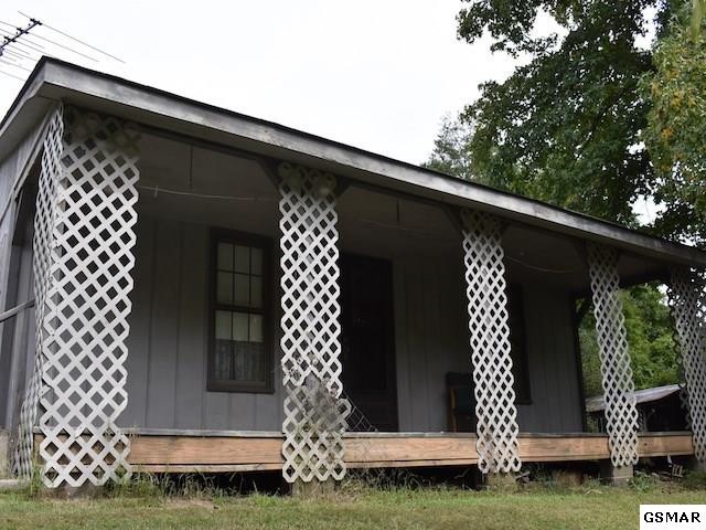 1618 Dixon Branch Road Sevierville, TN 37876 - Photo 2 of 19 Gallery Image 2