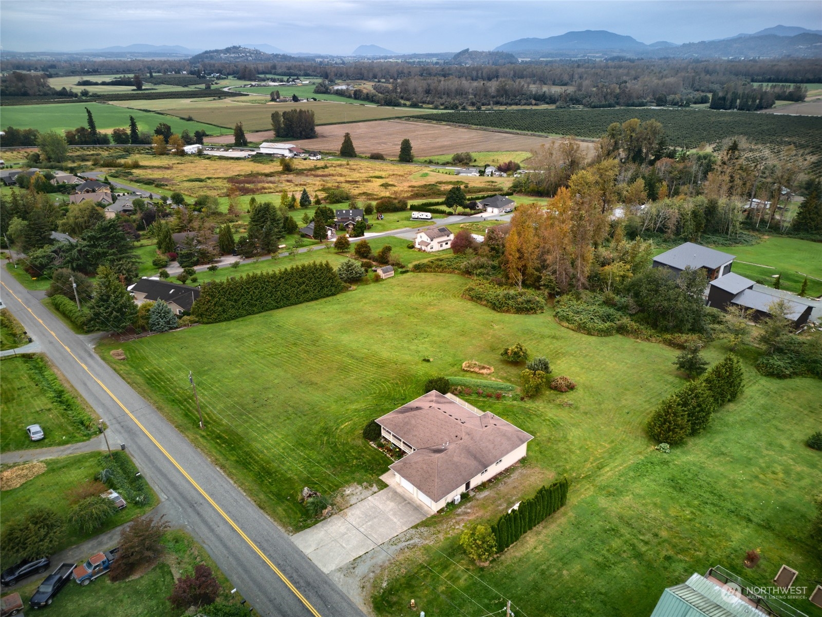 22965 Buchanan Street Mount Vernon, WA 98273 - Photo 5 of 7