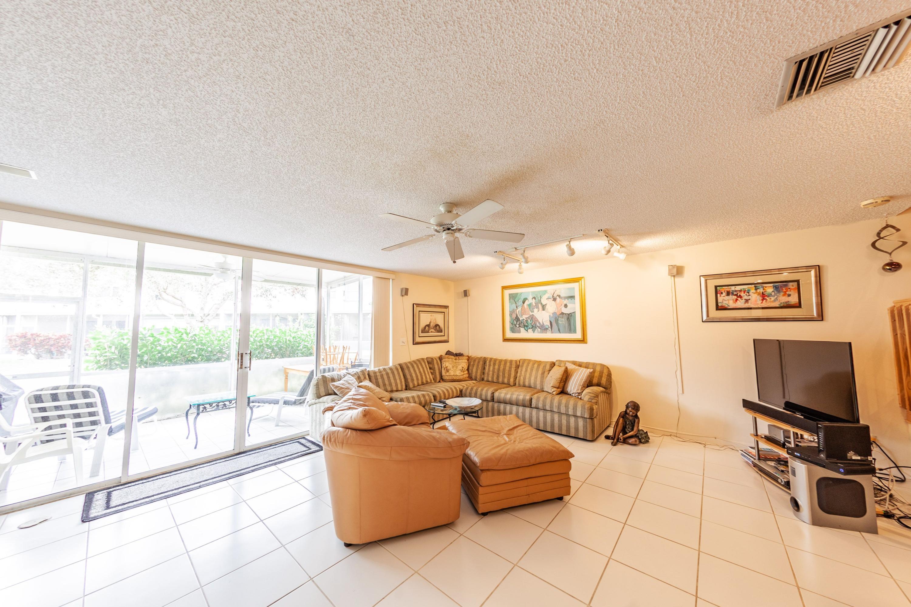 6053 Old Court Road, Unit 305 Boca Raton, FL 33433 - Photo 11 of 44 6053#8