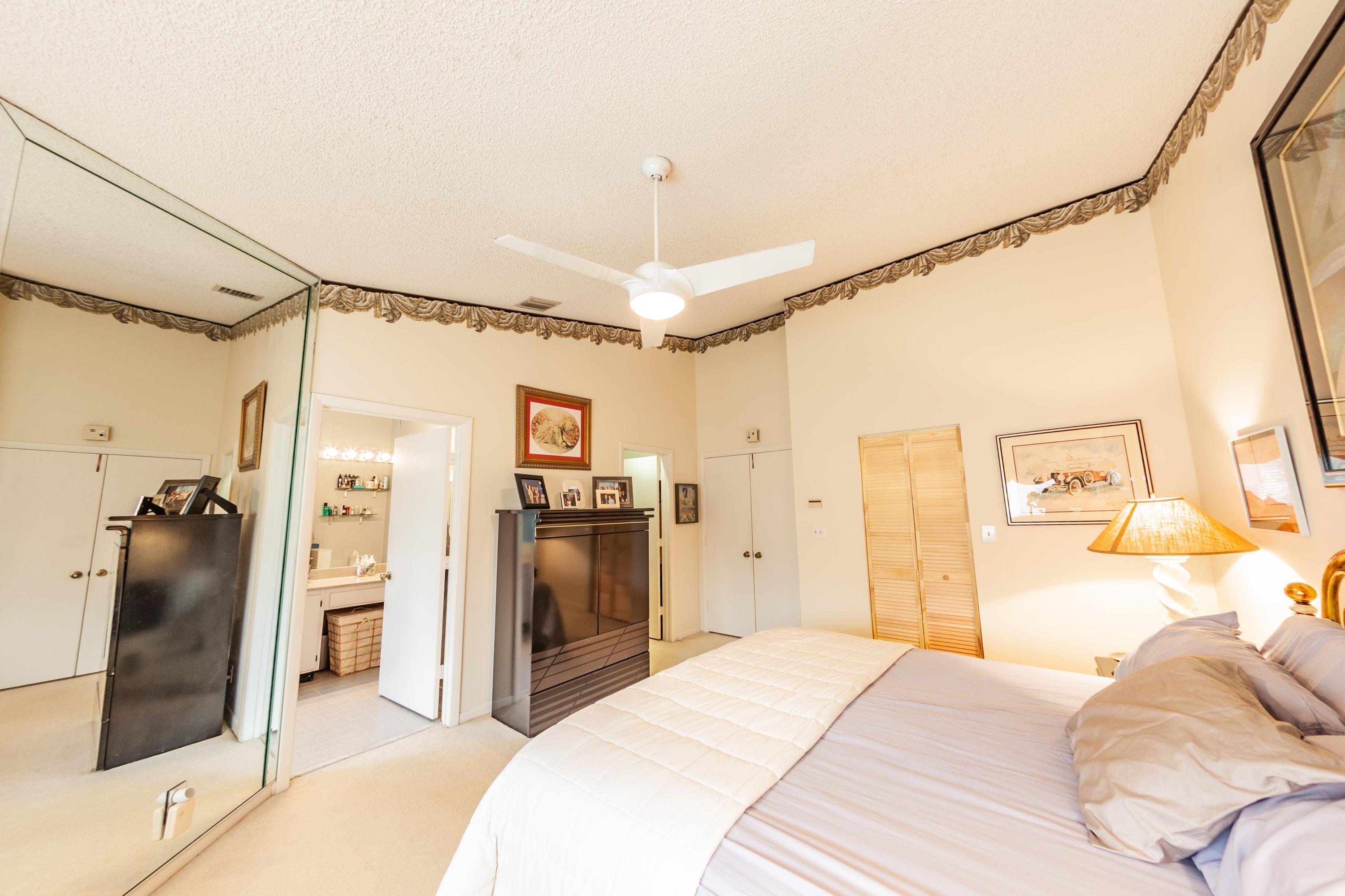 6053 Old Court Road, Unit 305 Boca Raton, FL 33433 - Photo 35 of 44 barry4