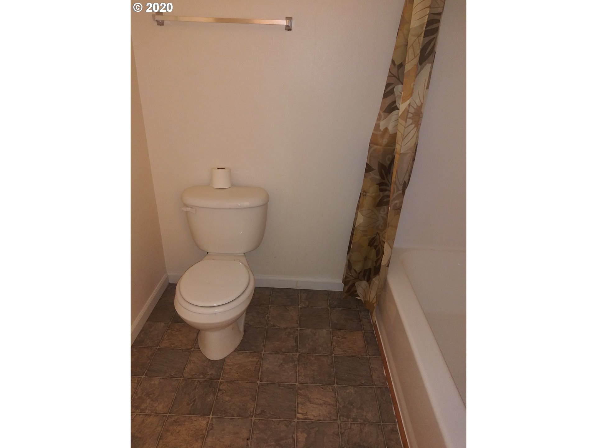 3119 Southeast Powell Valley Road Gresham, OR 97080 - Photo 26 of 30 Gallery Image 26
