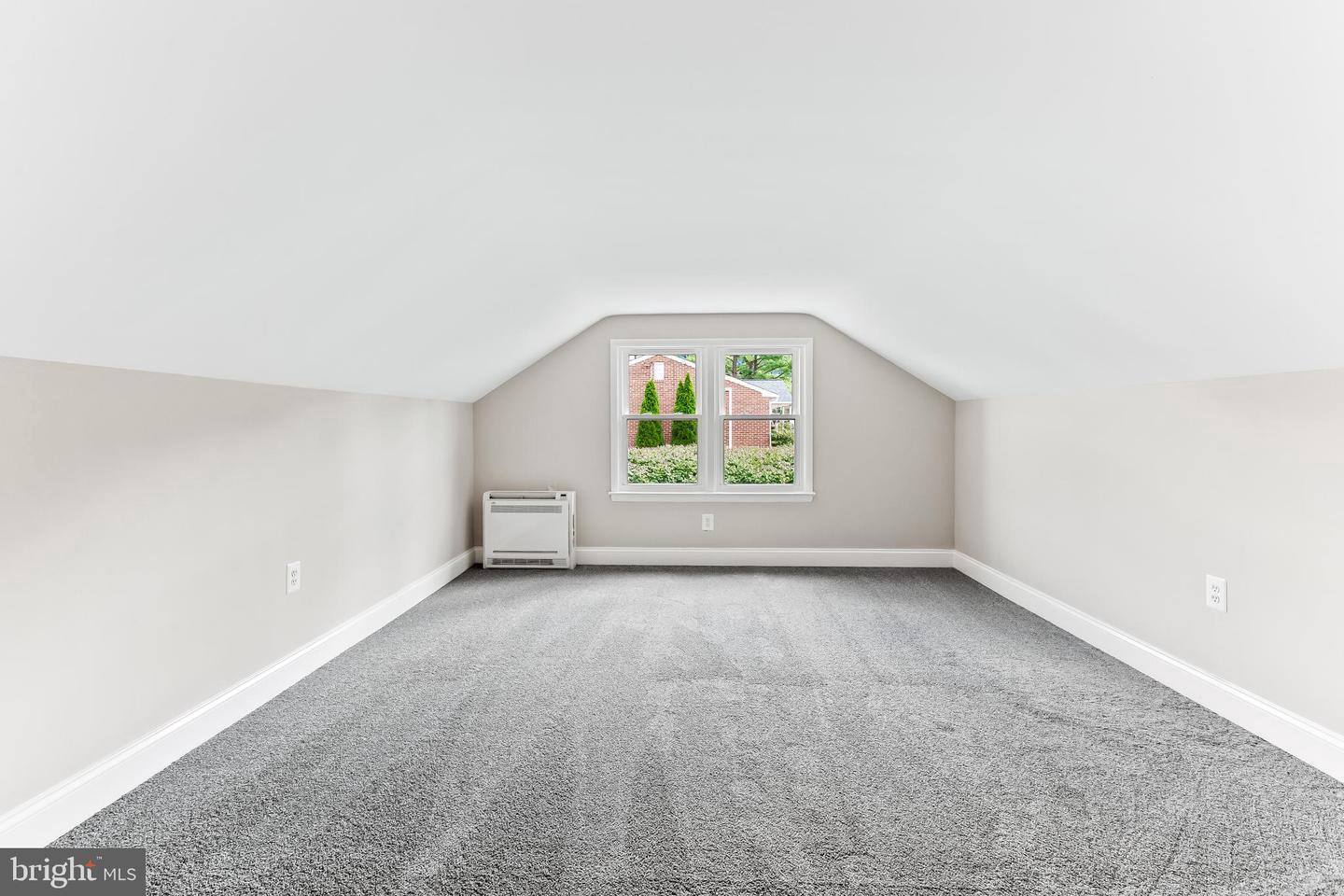 105 Warfieldsburg Road Westminster, MD 21157 - Photo 19 of 34 Bright and airy upper level bedroom