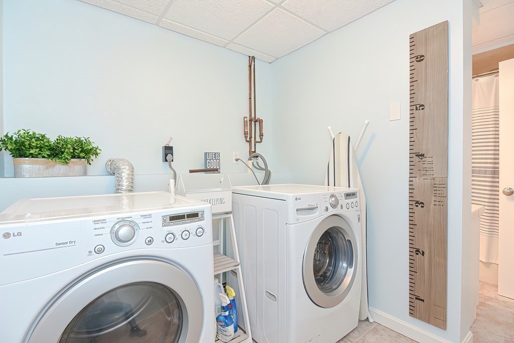 10 Rockport Road Gloucester, MA 01930 - Photo 24 of 42 Gallery Image 24