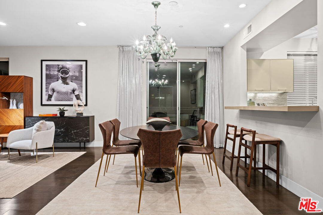 1411 North Detroit St Unit PH402  