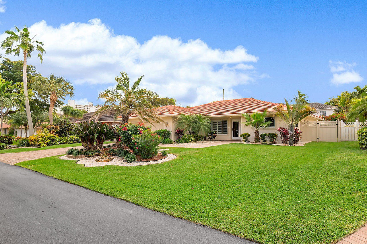 784 Sevilla Drive Boca Raton, FL 33432 - Photo 6 of 35 003-784SevillaDr-BocaRaton-FL-small