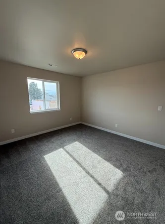 $730,000 | 921 West Ted Yao Way, Moses Lake, WA 98837