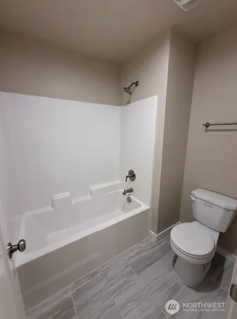 $730,000 | 921 West Ted Yao Way, Moses Lake, WA 98837