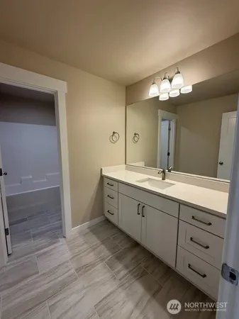 $730,000 | 921 West Ted Yao Way, Moses Lake, WA 98837