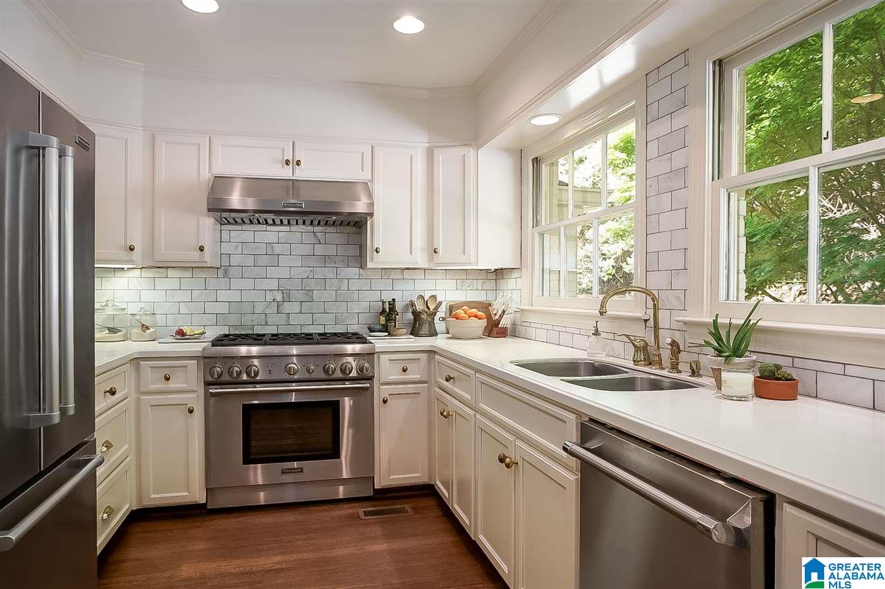 3429 Brookwood Road Birmingham, AL 35223 - Photo 6 of 49