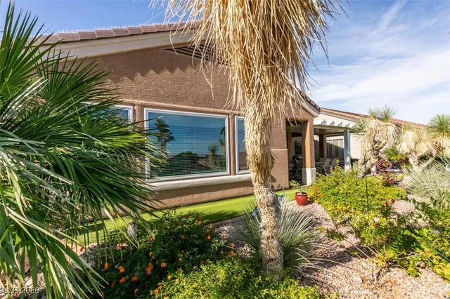 $649,000 | 2022 High Mesa Drive, Henderson, NV 89012