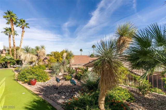 $649,000 | 2022 High Mesa Drive, Henderson, NV 89012