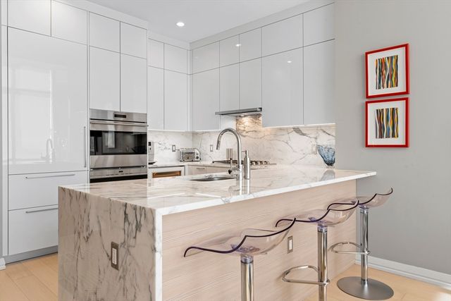 $1,280,000 | 1 Franklin Street, Unit 4509, Boston, MA 02110