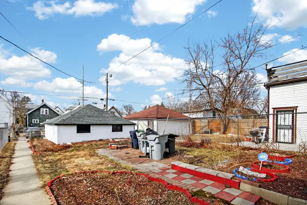 $164,900 | 3529 North 11th Street, Milwaukee, WI 53206