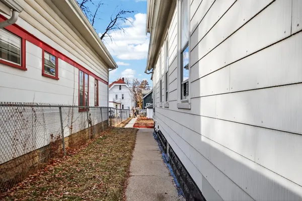 $164,900 | 3529 North 11th Street, Milwaukee, WI 53206