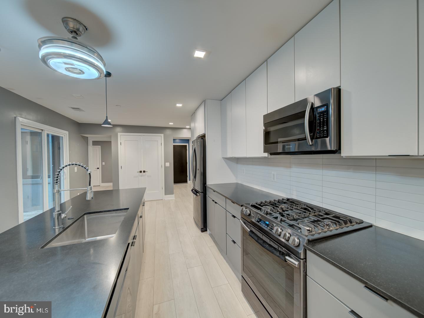 615 15th Street Northeast, Unit 1 Washington, DC 20002 - Photo 11 of 29