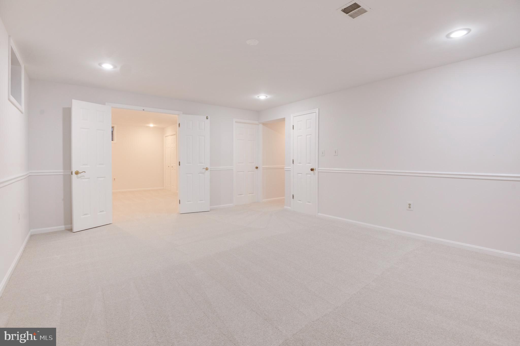 3028 Emerald Chase Drive Herndon, VA 20171 - Photo 36 of 44