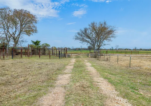 $763,235 | 2150 Cr 412 Lexington Tx 78947, Lexington, TX 78947