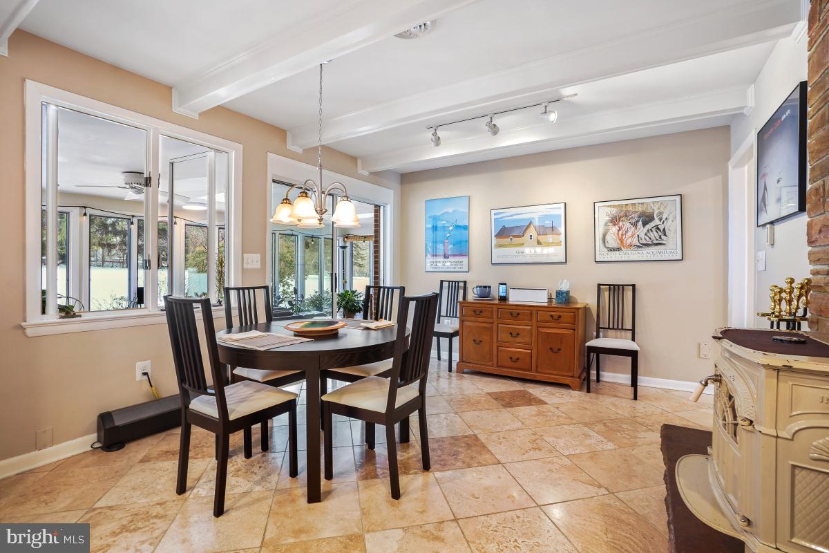 9320 Brink Road Gaithersburg, MD 20882 - Photo 17 of 57 Eat-In Area