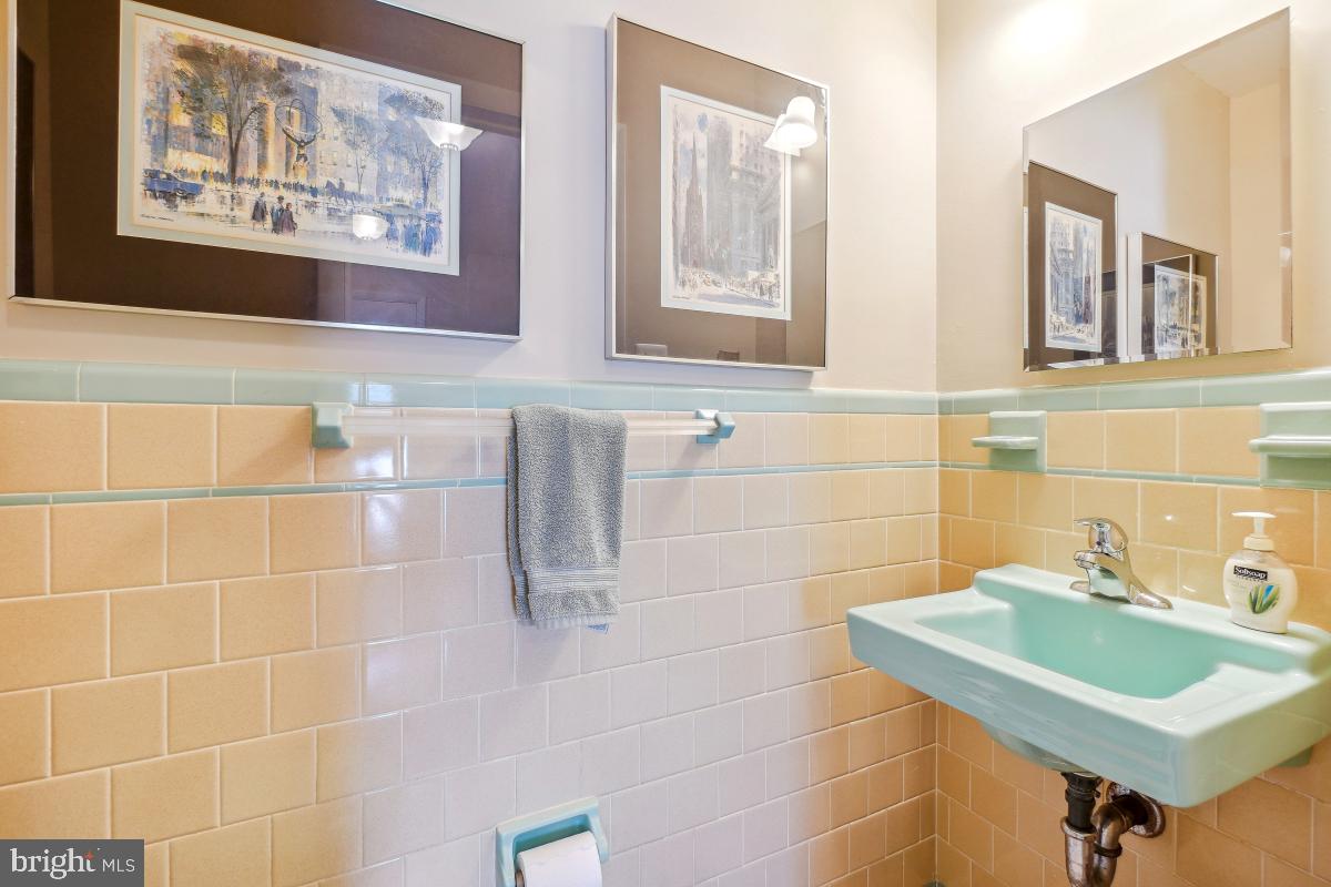 9320 Brink Road Gaithersburg, MD 20882 - Photo 26 of 57 Main Level Half Bath