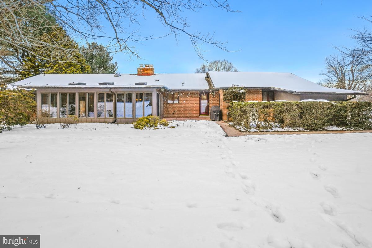 9320 Brink Road Gaithersburg, MD 20882 - Photo 4 of 57 Exterior Rear