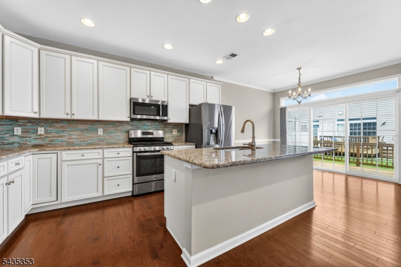 84 Autumn Lane Skillman, NJ 08558 - Photo 10 of 34