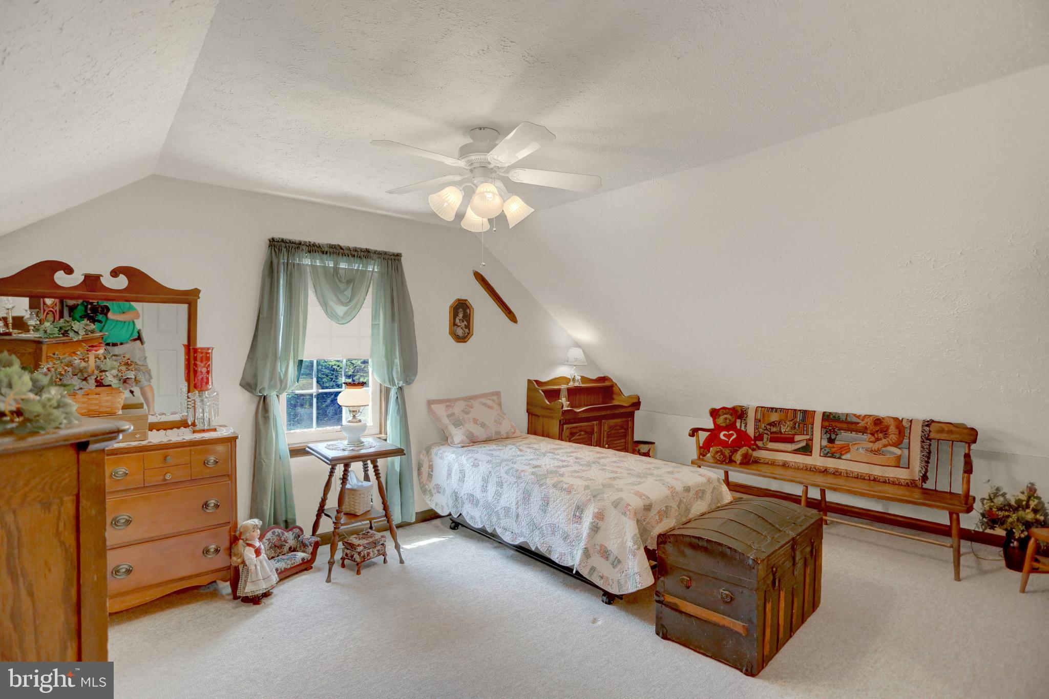 76 Community Road Newport, PA 17074 - Photo 35 of 50 2nd Bedroom in In-law area