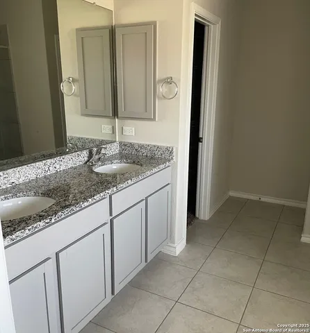 $2,300 | 13456 Sendero Roble, San Antonio, TX 78253