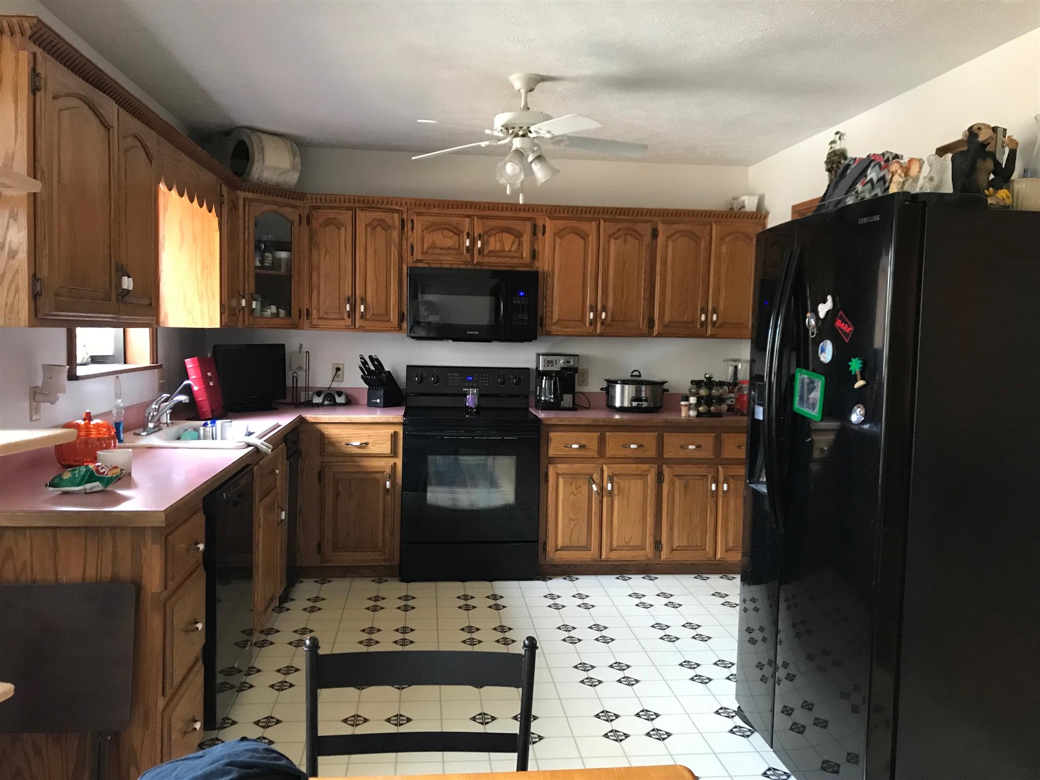571 Grindstone Hollow Road Dickson, TN 37055 - Photo 10 of 23 Tons of cabinets