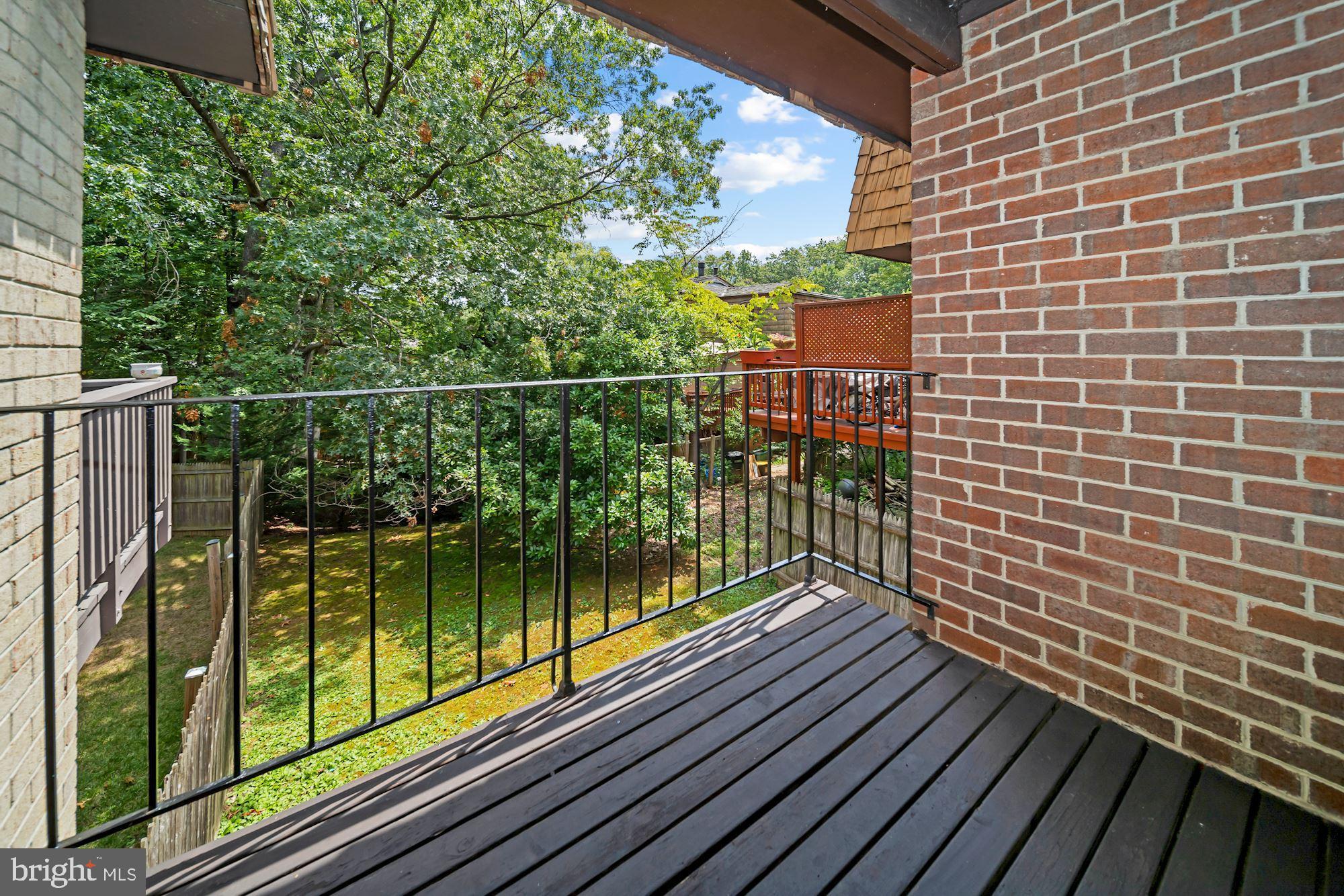 8105 Inverness Ridge Road Potomac, MD 20854 - Photo 6 of 24