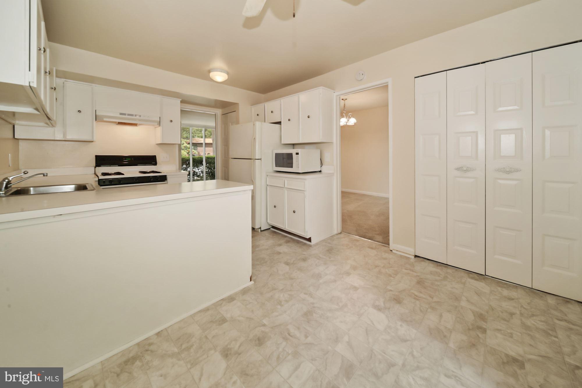 8105 Inverness Ridge Road Potomac, MD 20854 - Photo 10 of 24