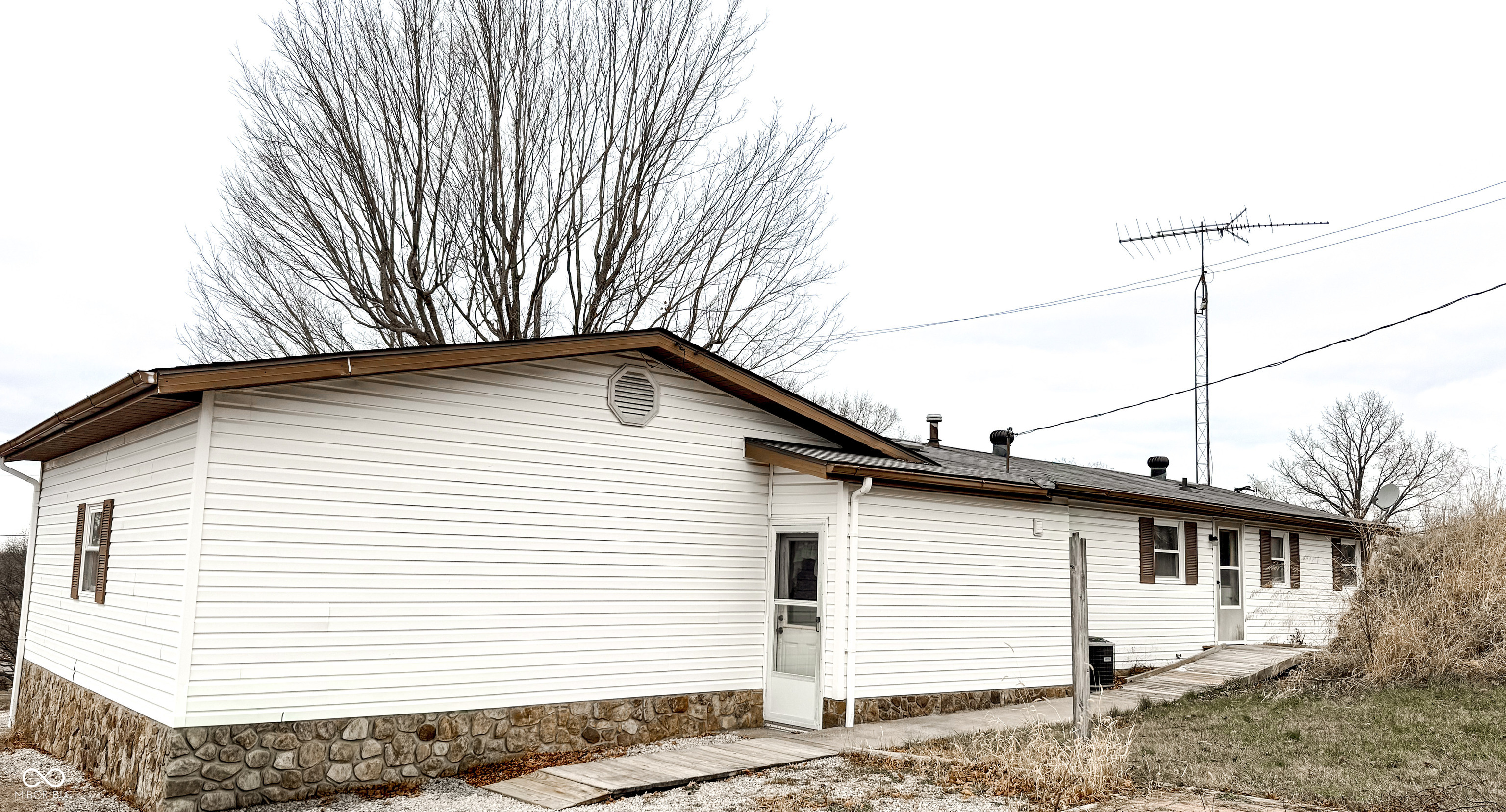 3716 North Parsley Road Solsberry, IN 47459 - Photo 2 of 17