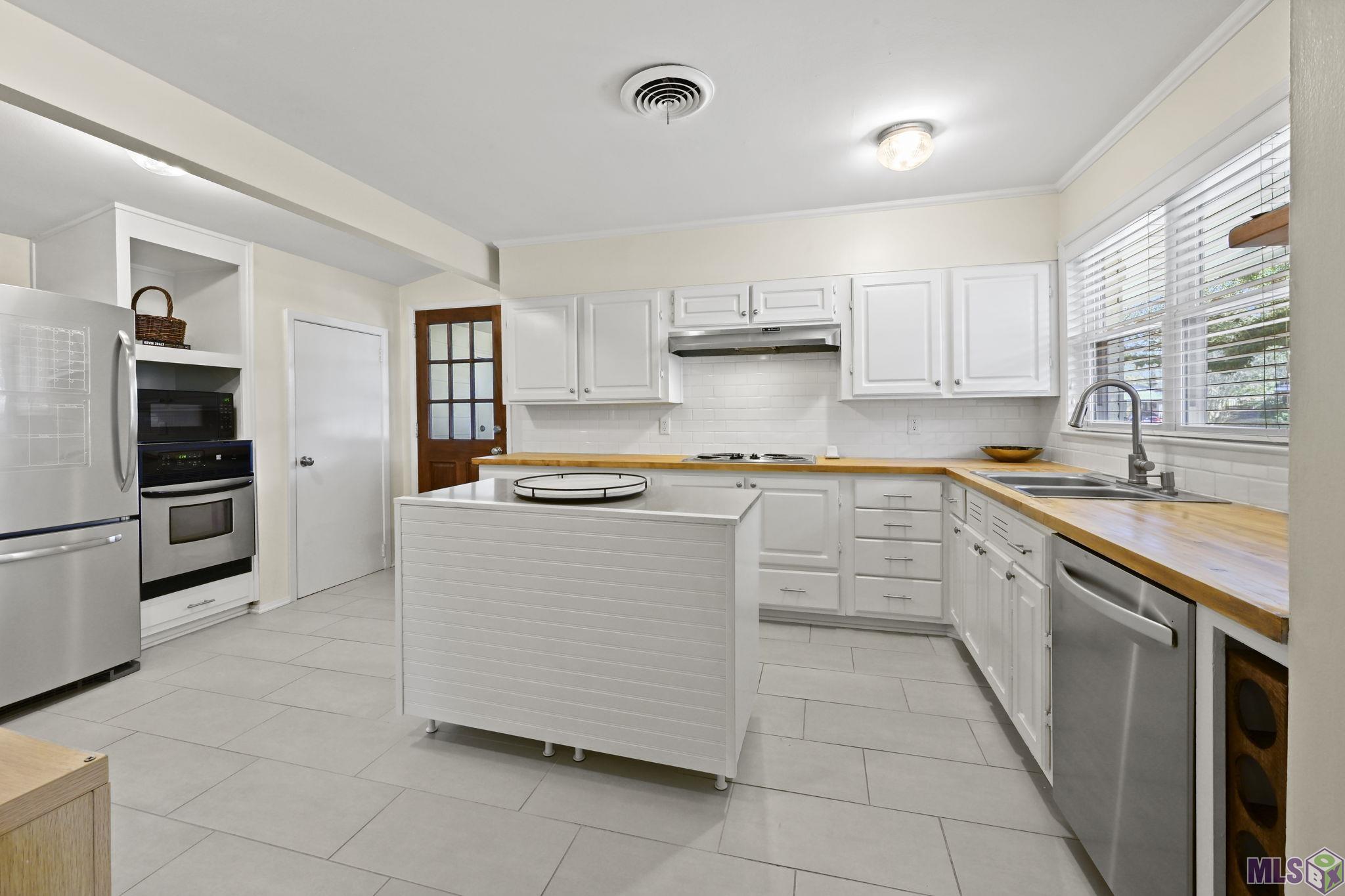 5173 Woodside Drive Baton Rouge, LA 70808 - Photo 15 of 24