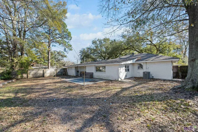 $315,000 | 5173 Woodside Drive, Baton Rouge, LA 70808