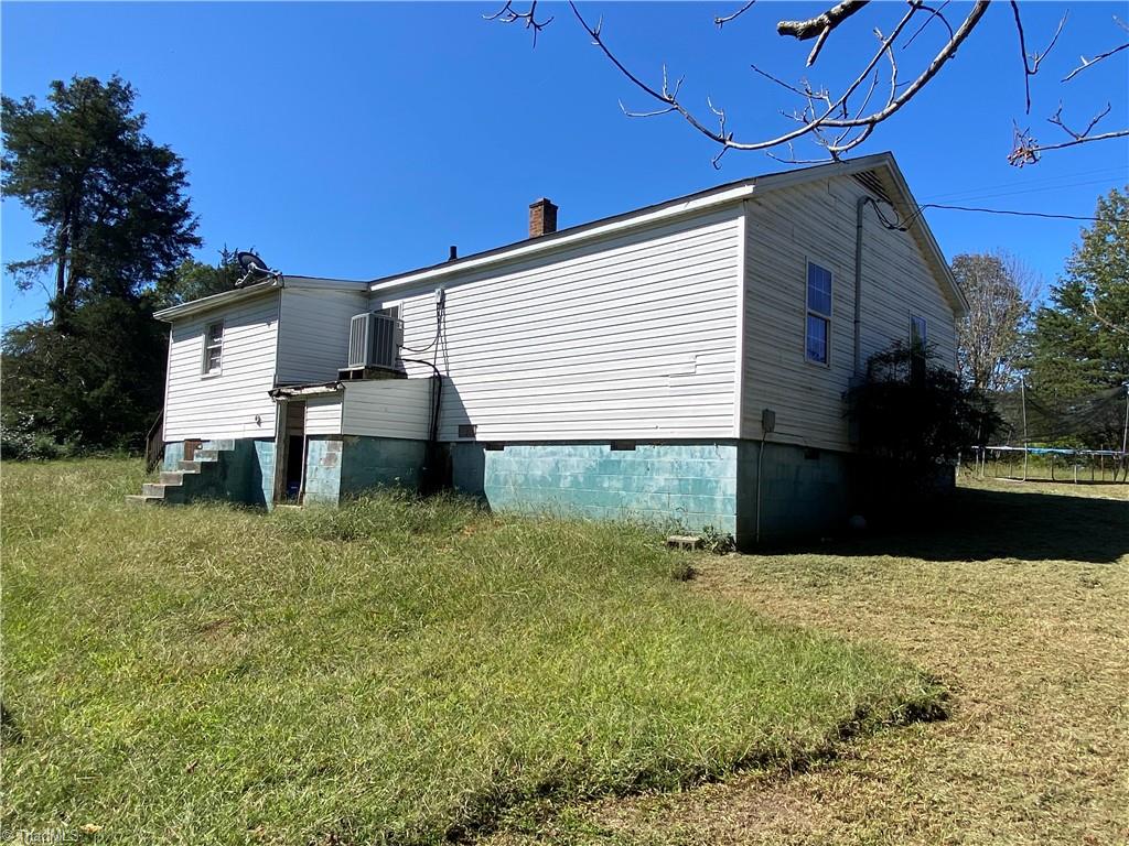 5644 Allison Road Pelham, NC 27311 - Photo 11 of 12 Exterior Back
