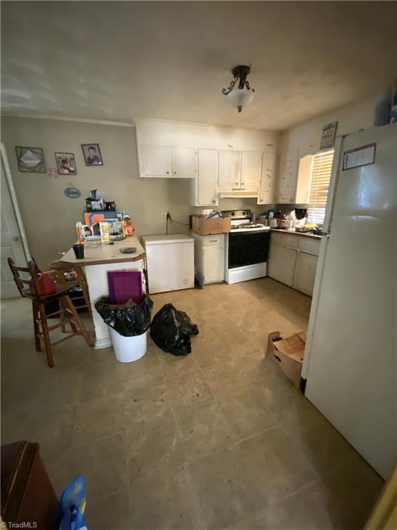 5644 Allison Road Pelham, NC 27311 - Photo 4 of 12 Kitchen