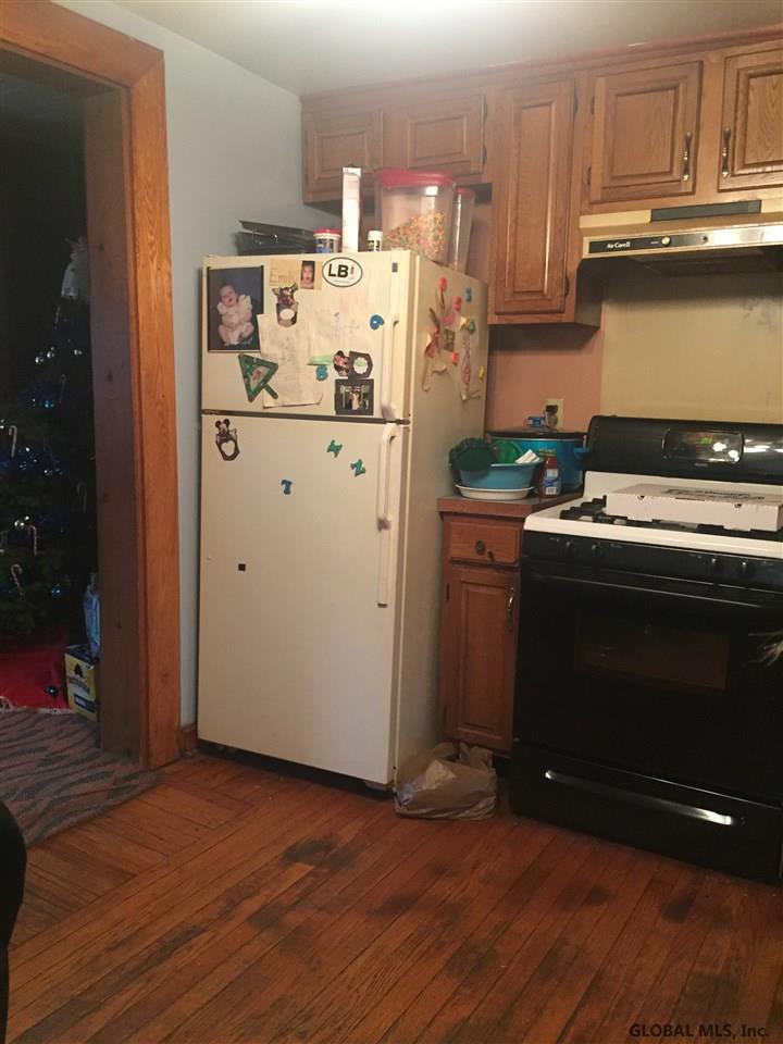 686 3rd Avenue Manhattan, NY 10017 - Photo 2 of 15 Photo 2