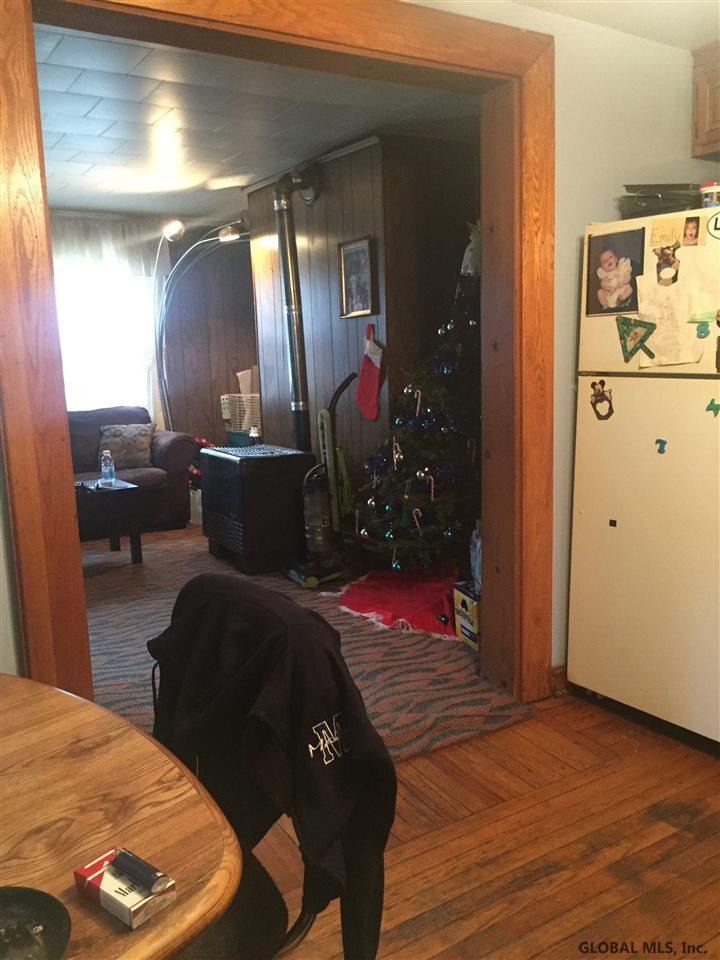 686 3rd Avenue Manhattan, NY 10017 - Photo 3 of 15 Photo 3